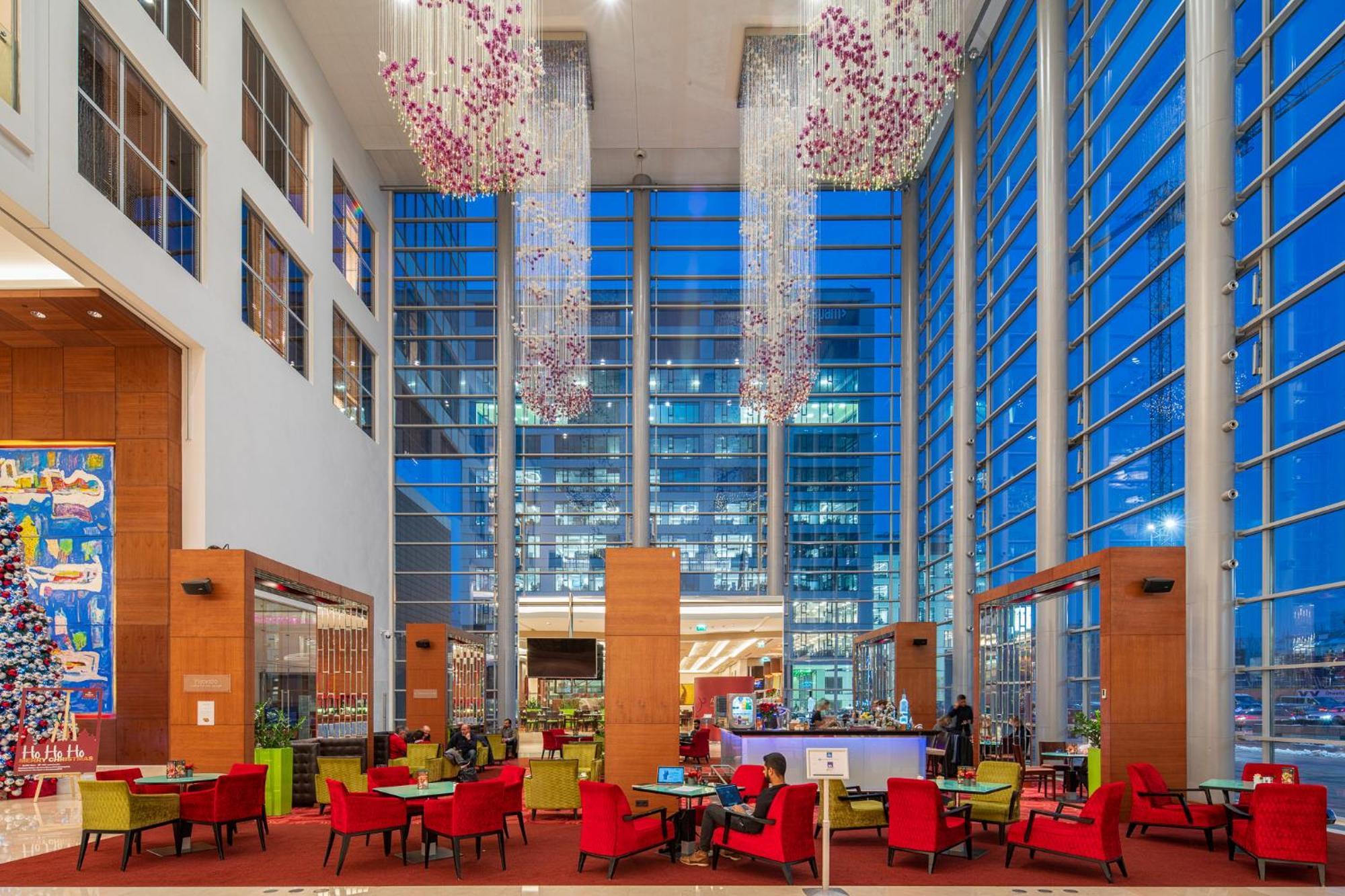 Hilton Warsaw City Hotel エクステリア 写真