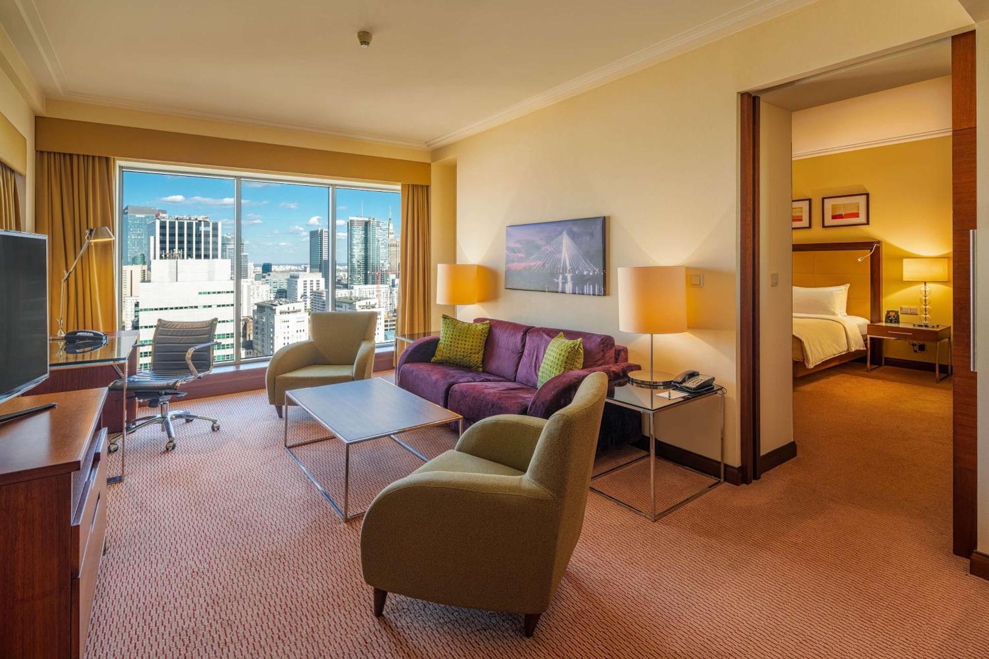 Hilton Warsaw City Hotel エクステリア 写真