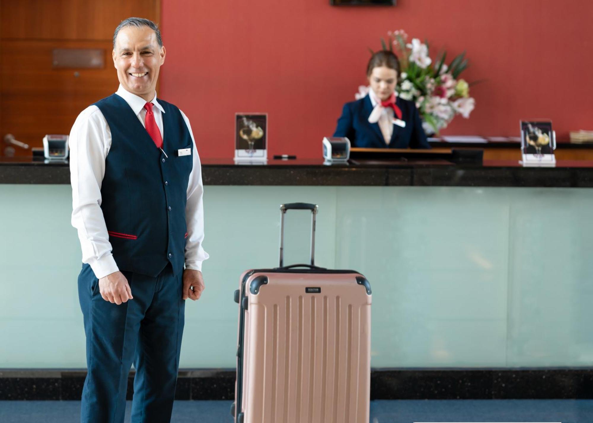 Hilton Warsaw City Hotel エクステリア 写真